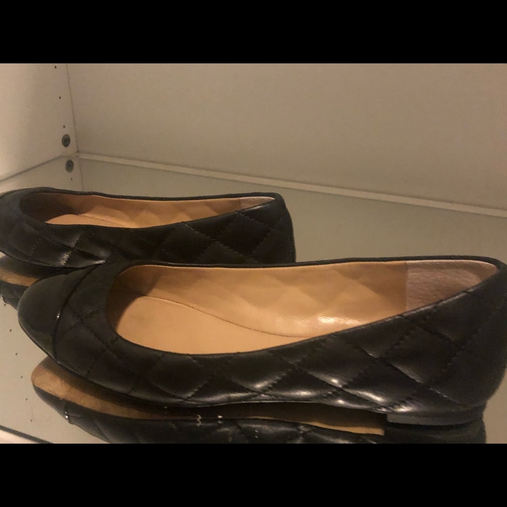 Leather cushion embroidered black ballet Flats